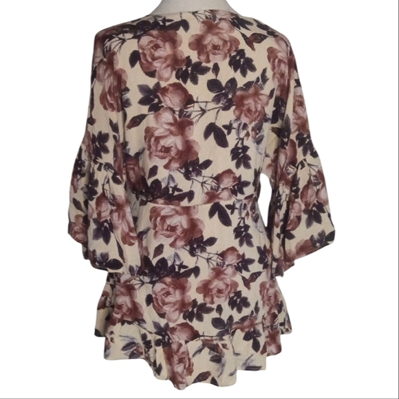 Altar'd State Moody Floral Babydoll Style Peasant Top Size Small Cream Roses - Picture 4 of 8